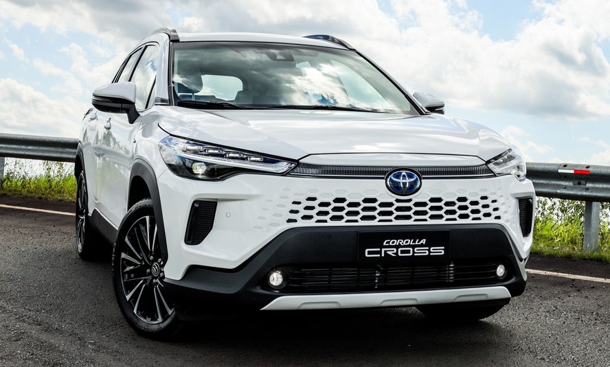 COROLLA CROSS.jpeg